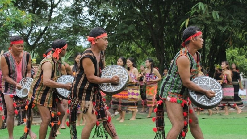 Làng đồng bào Sóc Bom Bo mộc mạc và hiếu khách