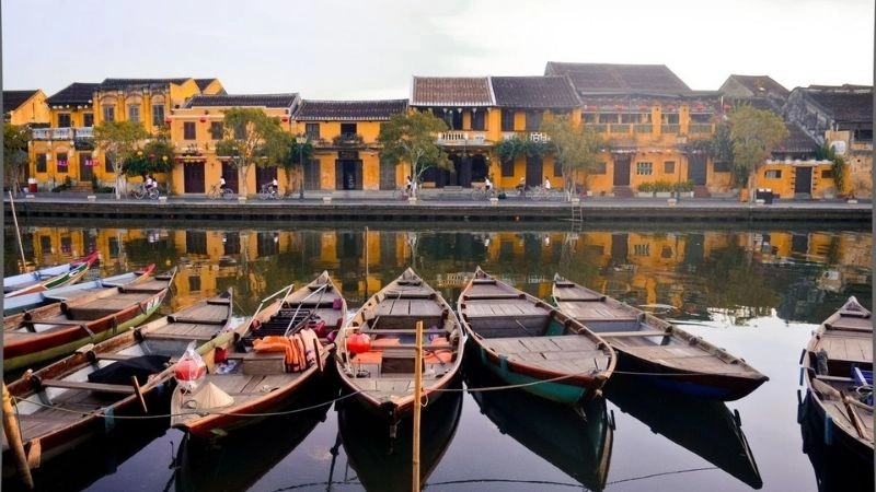 Bình yên sông Hoài giữa lòng Hội An thơ