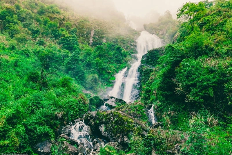 Khám phá Thác Bạc Sapa với dòng nước trắng xóa