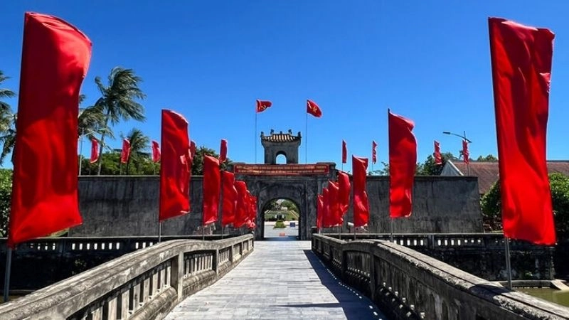 Cảnh quan Thành cổ Quảng Trị bình yên giữa lòng thành