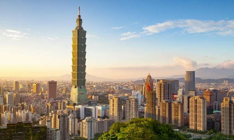 Skyline Đài Bắc cùng Tháp Taipei 101