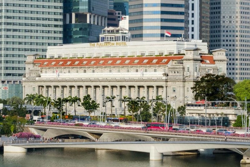 Lịch sử The Fullerton Hotel gắn liền với những dấu mốc phát triển của đảo quốc