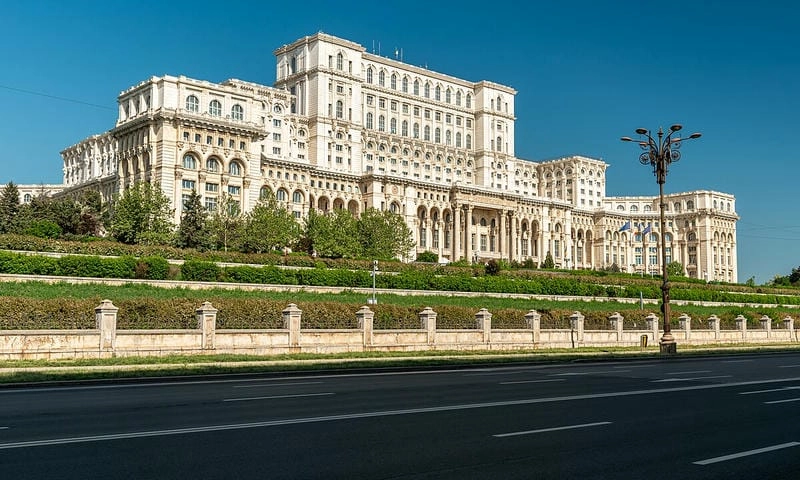 Hình ảnh sống động về Tòa nhà Cung điện Quốc hội Romania 