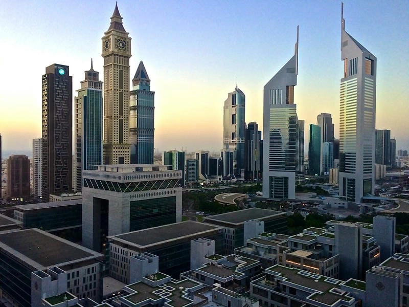 Trải nghiệm tham quan và tiện ích của Tòa nhà Emirates Towers