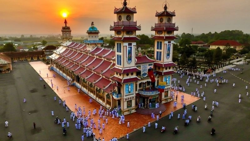 Thời điểm lý tưởng để đến thăm tòa thánh Cao Đài