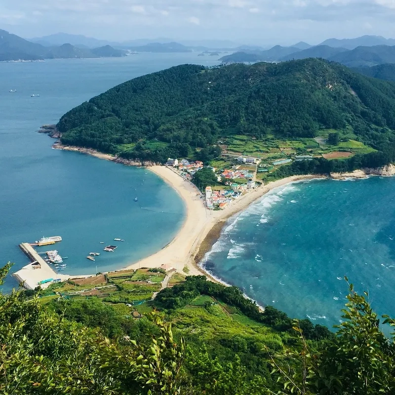 Tongyeong hấp dẫn với những hòn đảo nhỏ