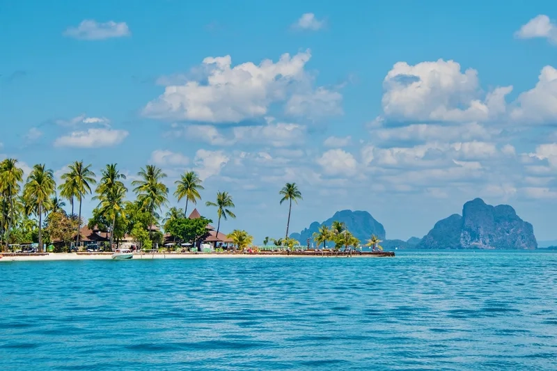 Khám phá làng chài yên bình ở Trang Thái Lan