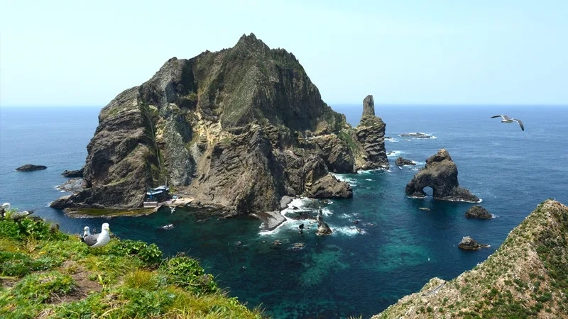 Ulleungdo & Dokdo là hai hòn đảo nổi tiếng nằm ở phía đông Hàn Quốc