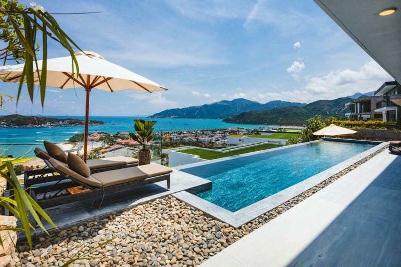 Khám phá không gian sang trọng và view biển tuyệt đẹp tại Villa biển Nha Trang