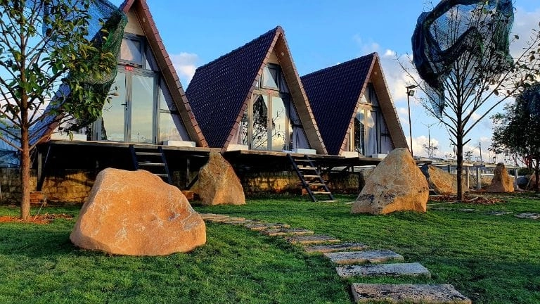 Villa đồi chè Bảo Lộc nổi bật với kiến trúc villa đồi chè độc đáo