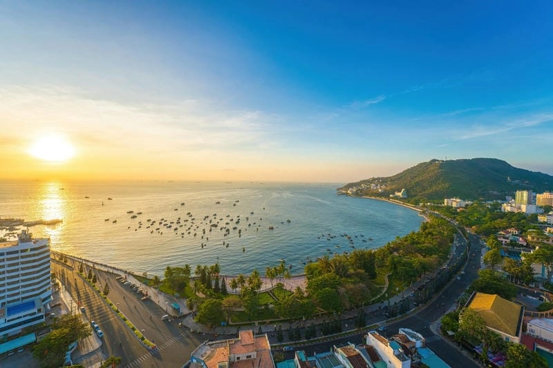Khám phá Cảnh biển Vũng Tàu trong ánh bình minh