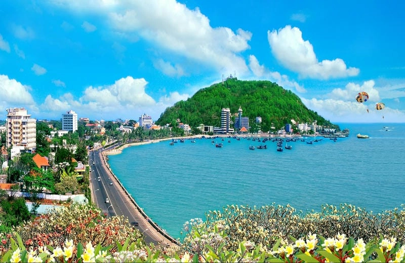 Vẻ đẹp Bình minh Vũng Tàu trên Thành phố Vũng Tàu