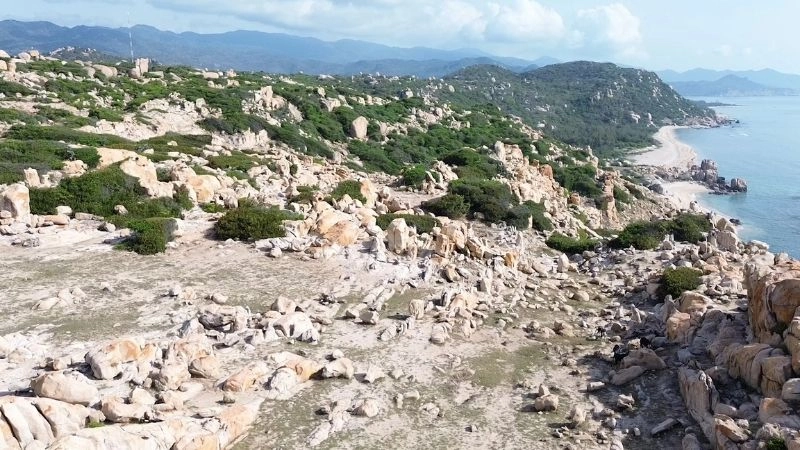 Cảnh quan Núi Chúa hùng vĩ giữa đất trời Ninh Thuận