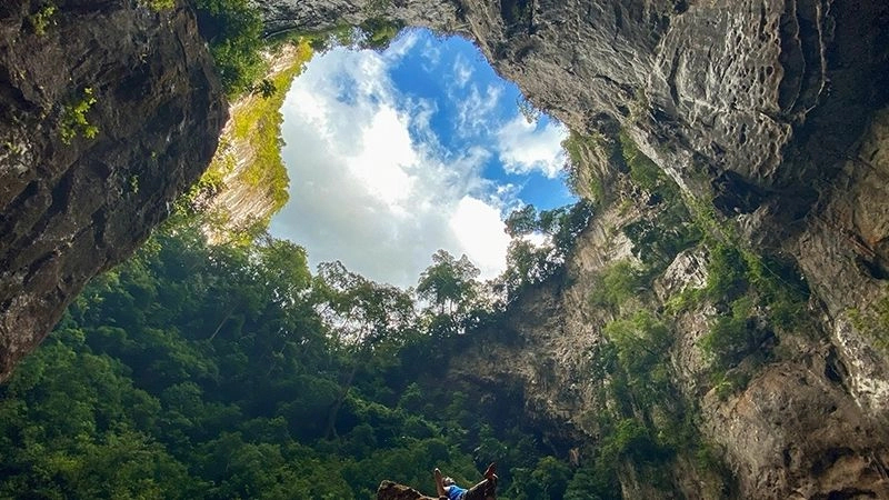 Sông ngầm Phong Nha huyền bí giữa núi đá