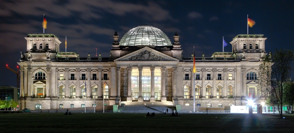 Nhà Quốc hội Reichstag Berlin điểm nhấn thủ đô