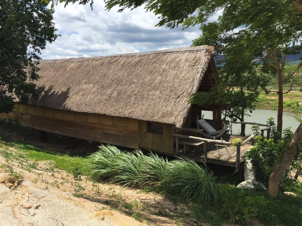 Sinh hoạt trong nhà dài Tây Nguyên mang tính cộng đồng