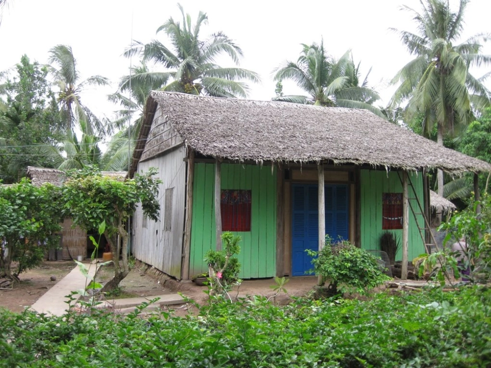 Nhà mái lá miền Tây lưu giữ hồn quê mộc mạc